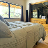 #12 - Lemur Lodge (Single Queen)